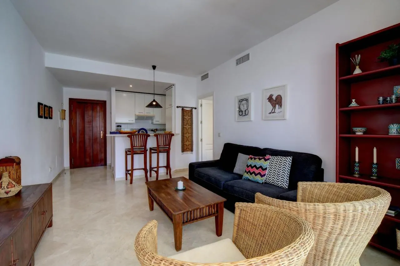 Exceptional Beachfront Complex With Pool In Costalita, Estepona İspanya